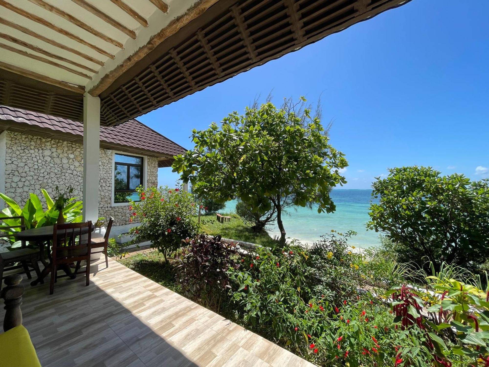 Z-Breeze Zanzibar Hotel Kiwengwa  Buitenkant foto