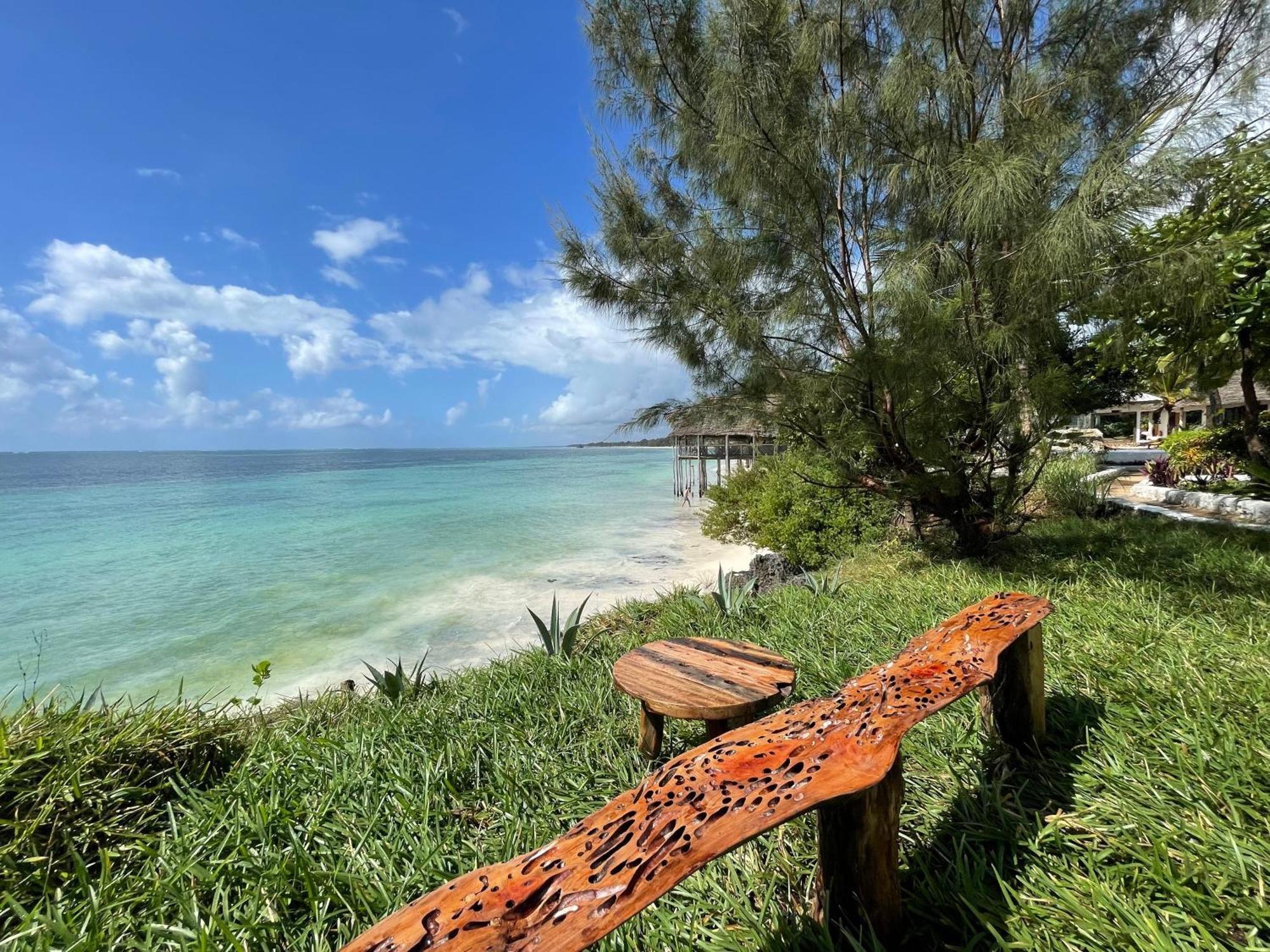 Z-Breeze Zanzibar Hotel Kiwengwa  Buitenkant foto
